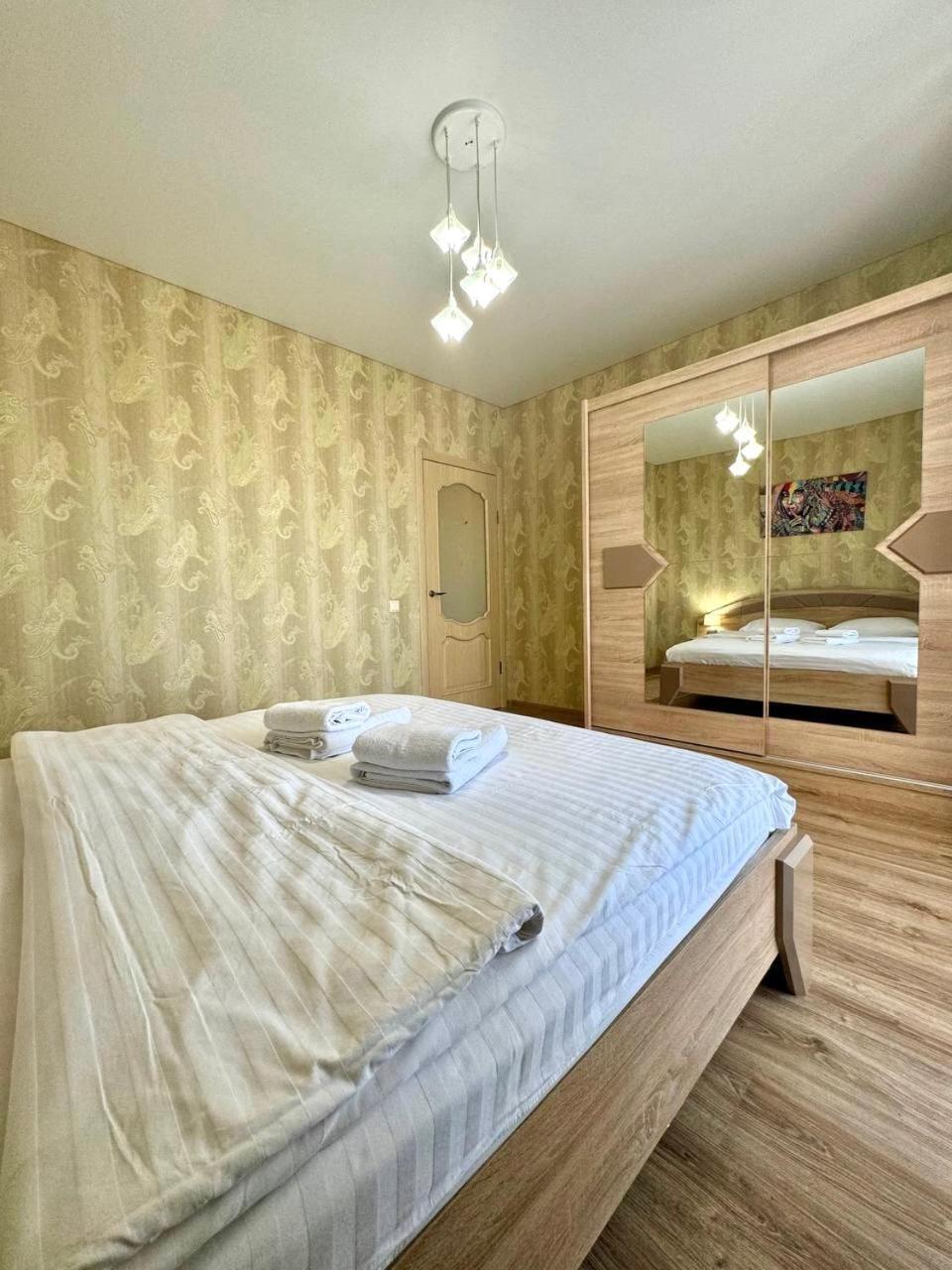 Apartpoltava Новий Будинок, В Самому Центрі 2-Окремі Кімнати, Панорамний Балкон Poltava Exterior foto