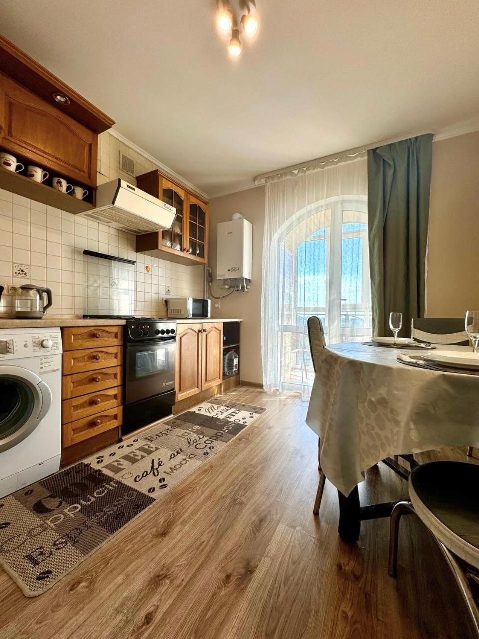 Apartpoltava Новий Будинок, В Самому Центрі 2-Окремі Кімнати, Панорамний Балкон Poltava Exterior foto